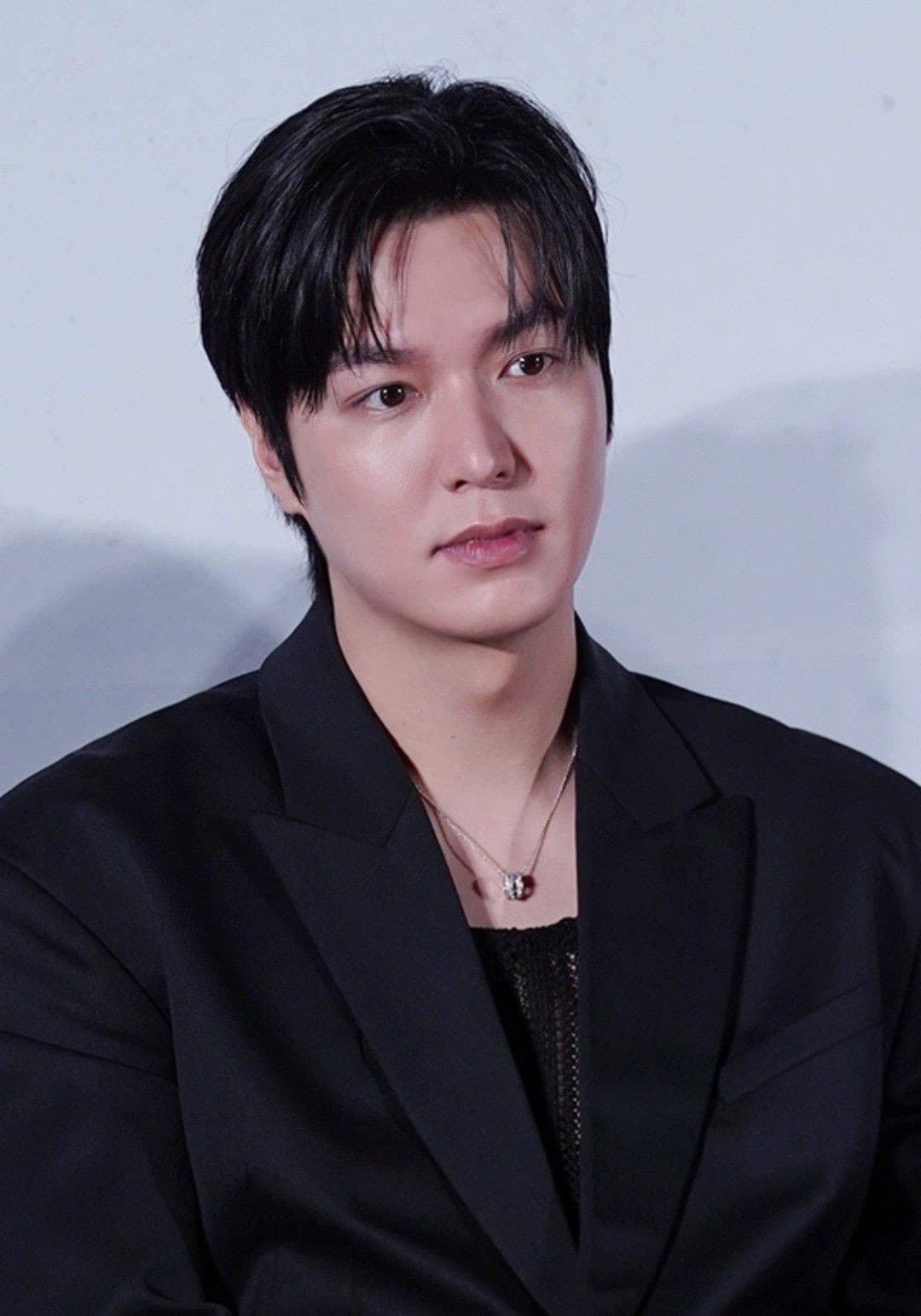 (이민호 픽) 불가리 비제로원 락 목걸이