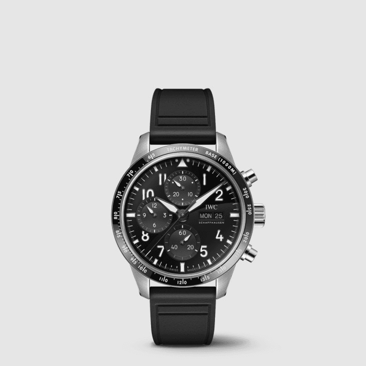 IWC 파일럿 워치 퍼포먼스 크로노그래프 41 블랙&실버