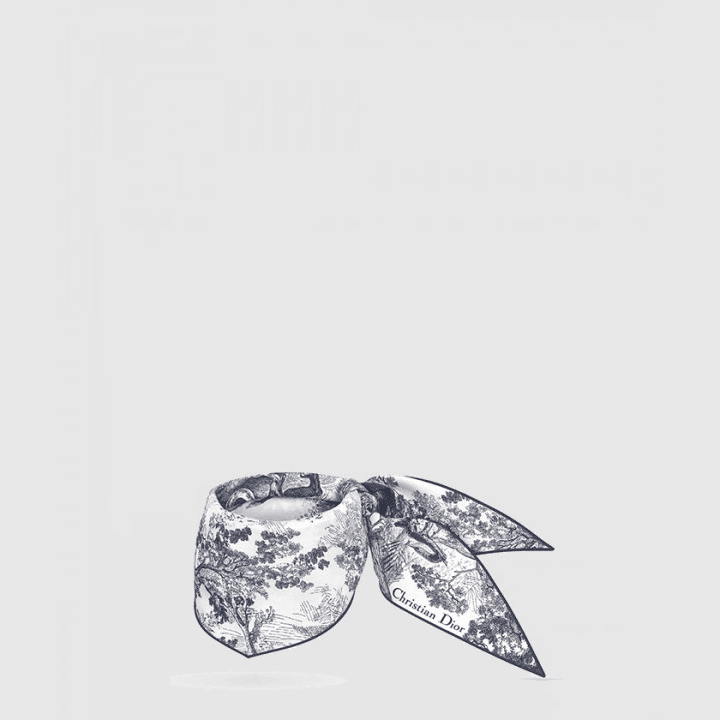 디올 Diamond 화이트&네이비 스카프