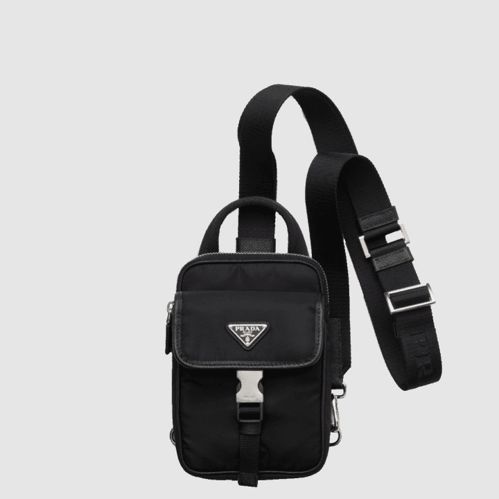 프라다 Re Nylon 및 Saffiano 가죽 스마트폰 케이스 블랙