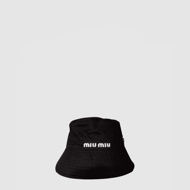 미우미우 블랙 벙거지