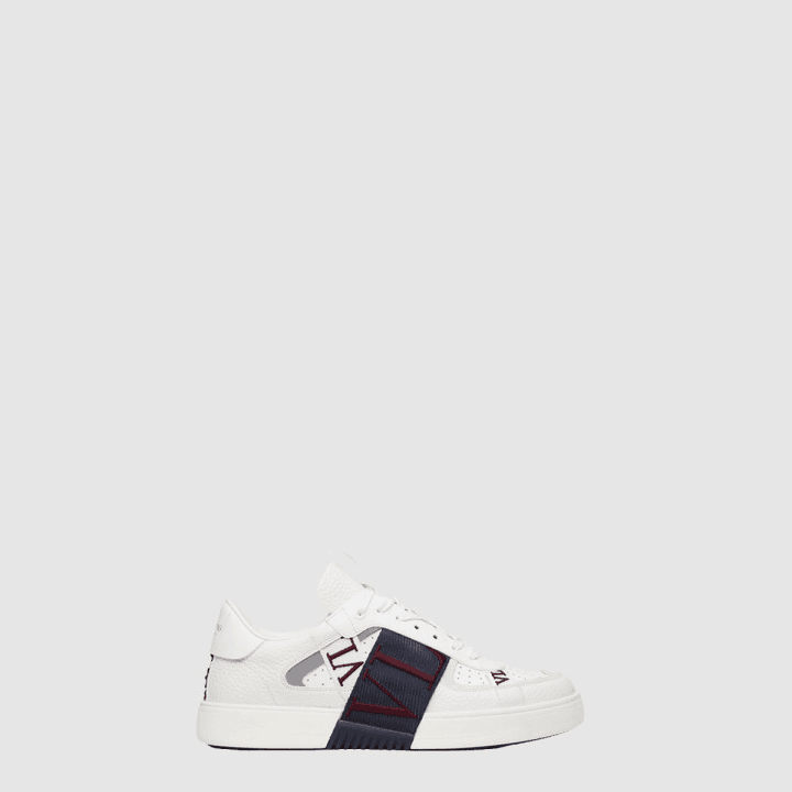 발렌티노 VLTN 로우탑 카프스킨 화이트&네이비 스니커즈