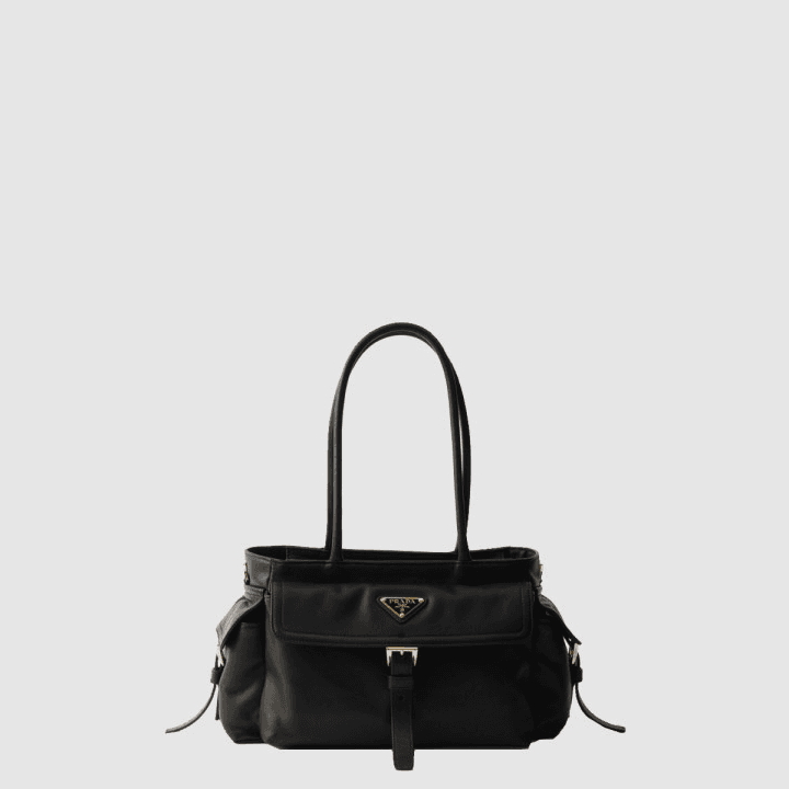 프라다 미디엄 Prada 리나일론 및 가죽 소재의 쇼핑백 살펴보기