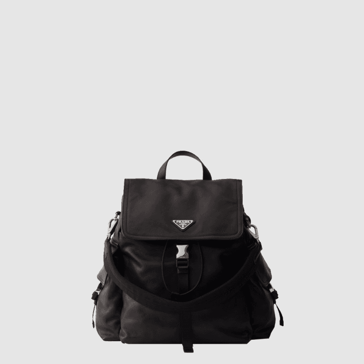 리나일론과 가죽 소재의 Prada 백팩