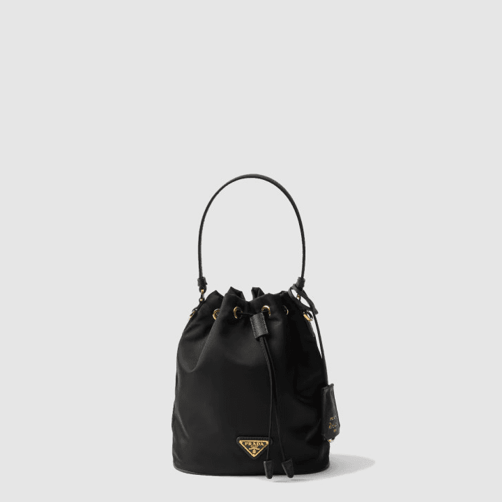 프라다 블랙 차콜 딥 톤 컬러웨이 벨벳 버킷백 핸드백 Jomashop